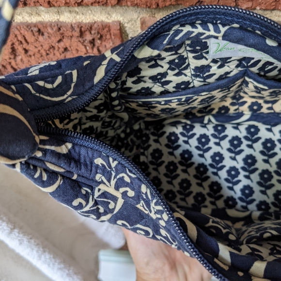 Vera Bradley handbag - Picture 3 of 4